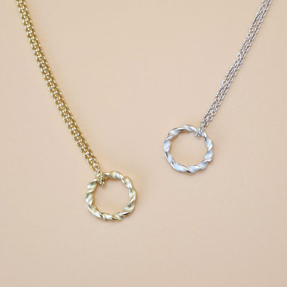 Twist chain