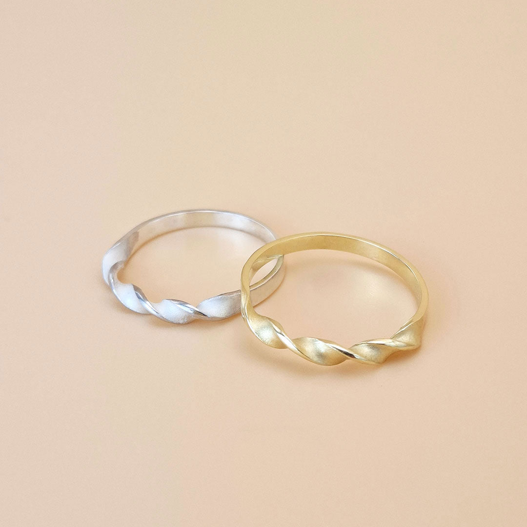 Twist-Ring
